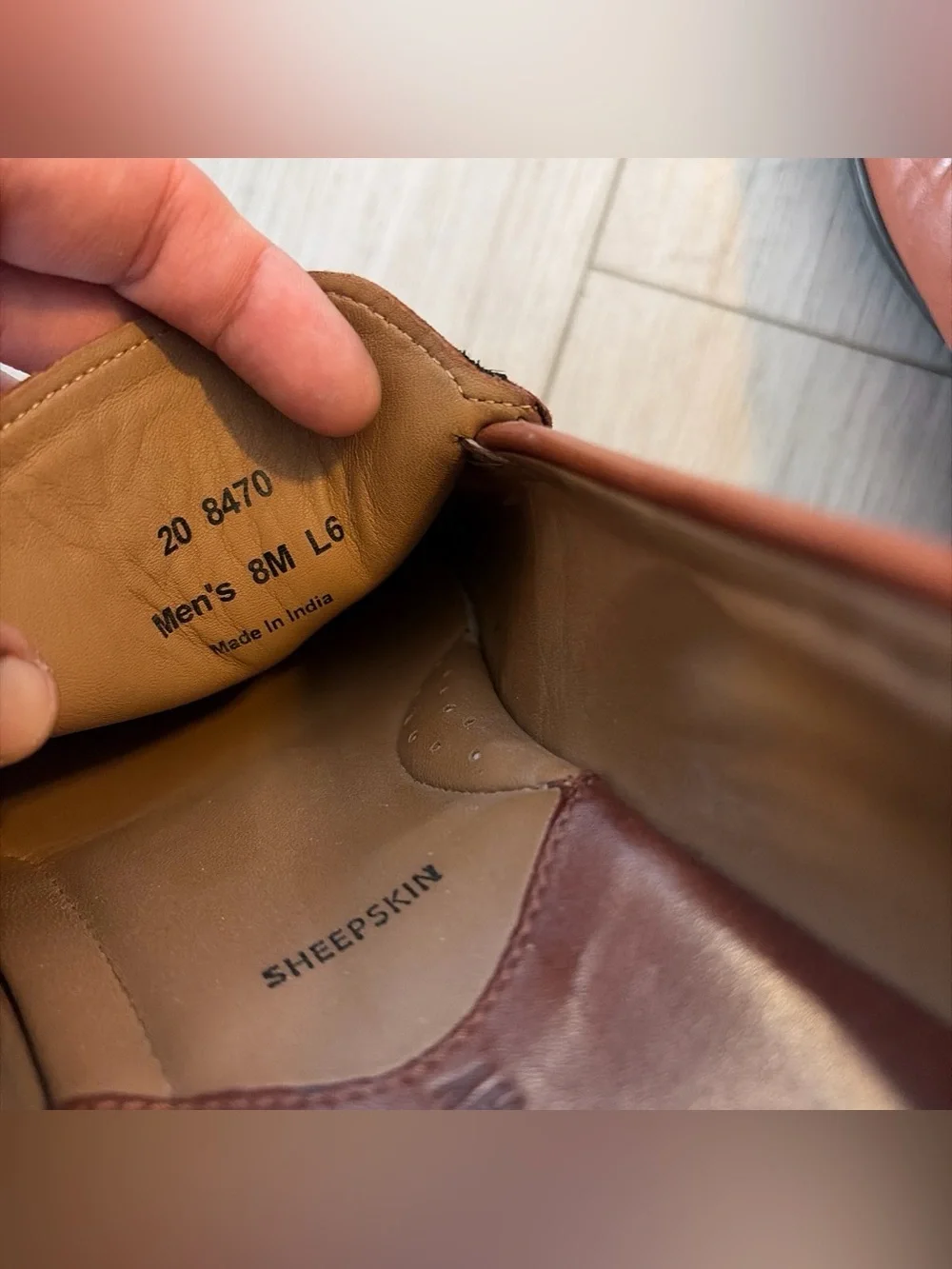 Johnston & Murphy refined slip